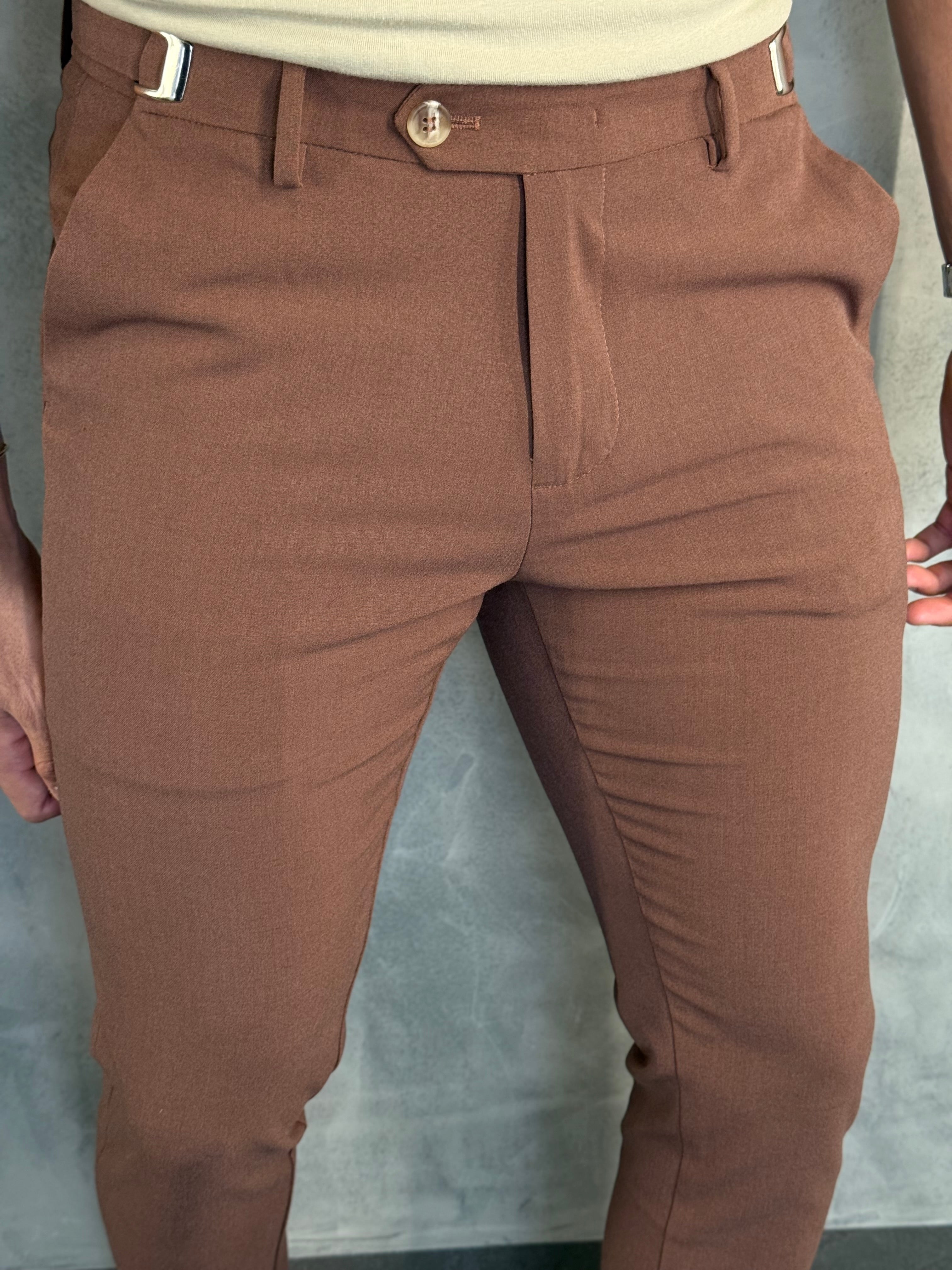 CALÇA ALF ATENAS AJUSTE FIVELA CAFÉ